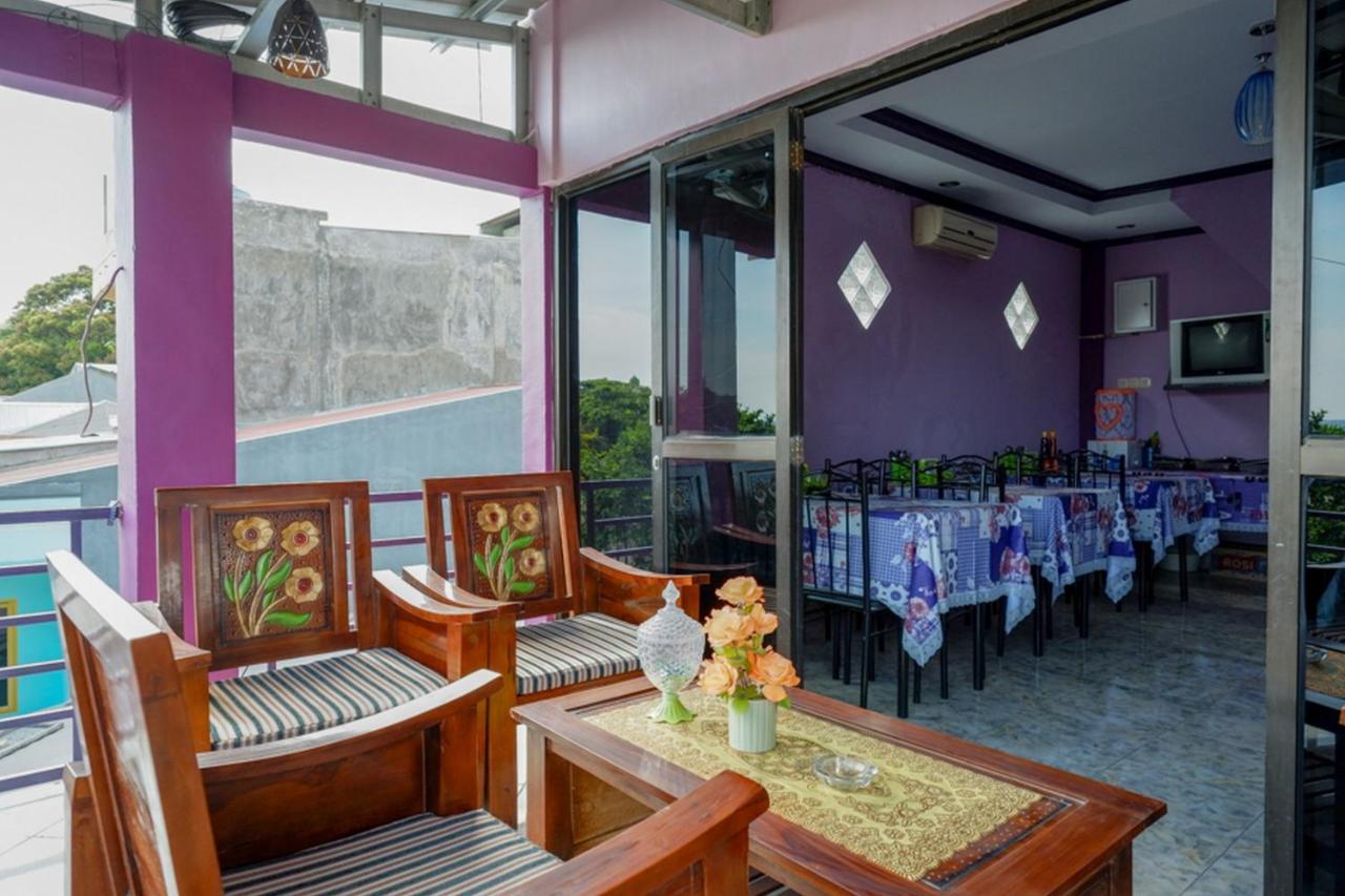 Reddoorz @ Hotel Aulia Majene מראה חיצוני תמונה